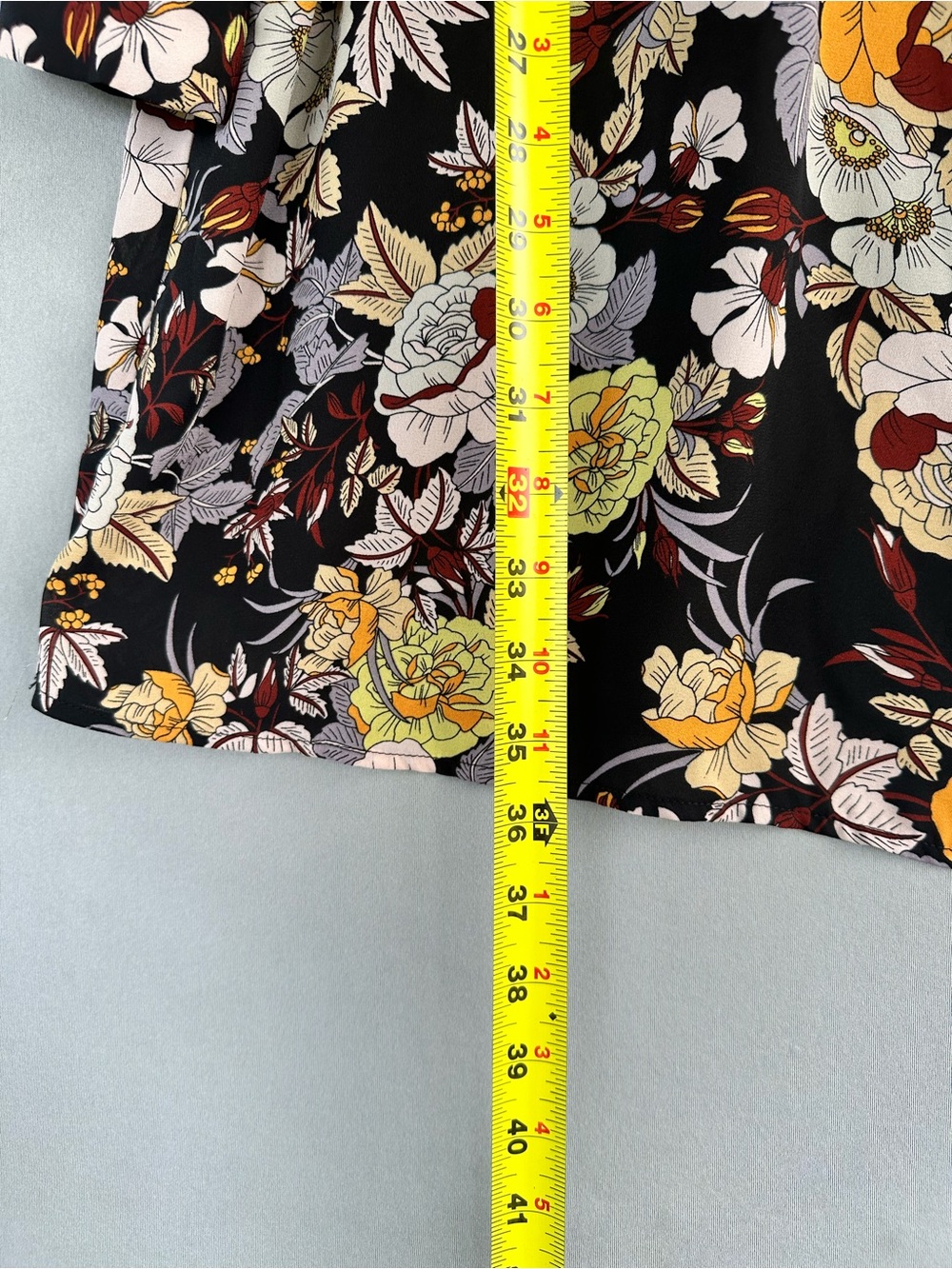 Who What Wear Black Floral Puff-Sleeve Mini Dress - Picture 5 of 9